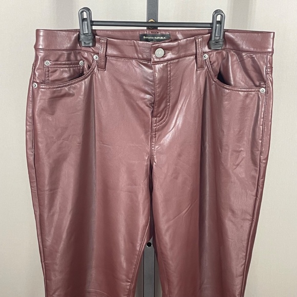 NEW Banana Republic Pants Womens 32 14 burgundy red faux leather flare moto - Picture 2 of 9